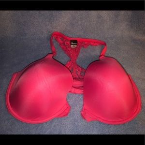 Front closure bra